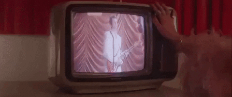 giphy.gif?cid=4d1e4f295b9fc31613c4eabf2c
