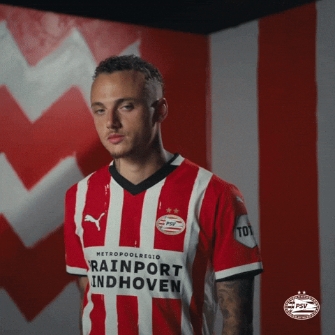 giphy.gif?cid=6c09b952hu0teul1rvggxdxxzv9js7gxtj8yzaylfpkji1j1&ep=v1_internal_gif_by_id&rid=giphy.gif&ct=g