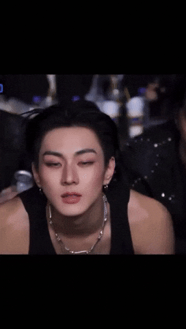 Leader GIF