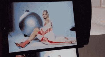 Andreina GIF