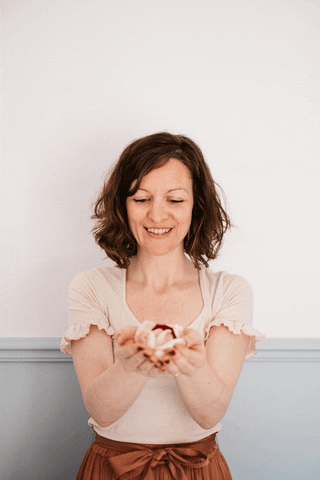 @portraitsdefemmes GIF