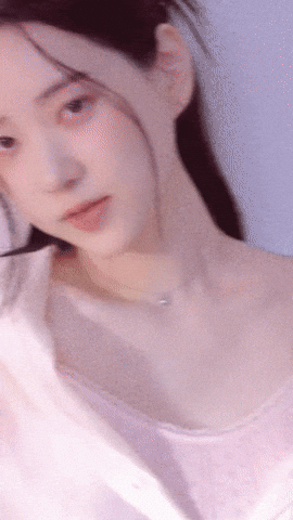 Make Up Girl GIF by Zennyrt