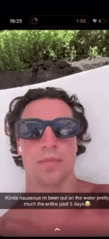 Davidbarnez GIF
