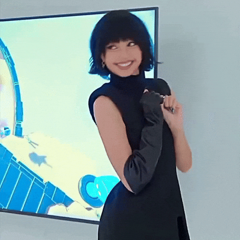 Lisa Playstation GIF