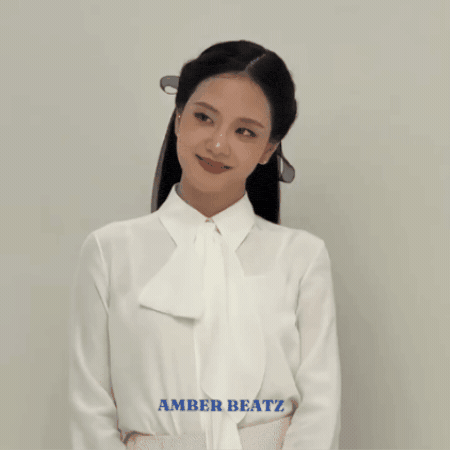 Amber Koreanfashion GIF