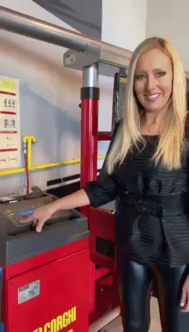 ta.pneumatici milano GIF