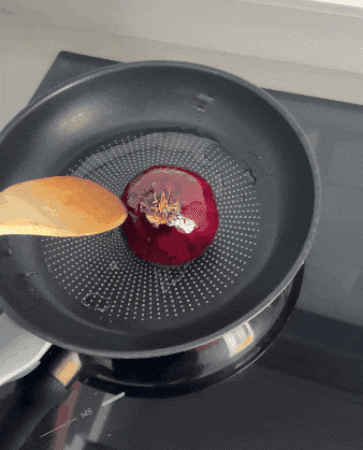 Onion GIF