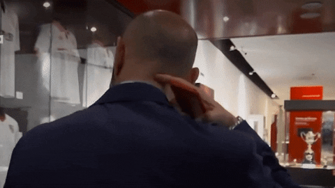 giphy.gif