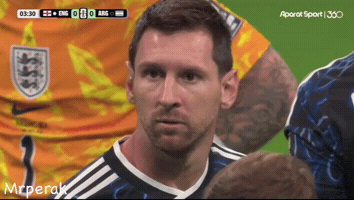 GIF с удивленным игроком на чемпионате мира