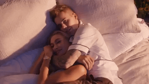 Hailey Bieber Gifs Get The Best Gif On Giphy