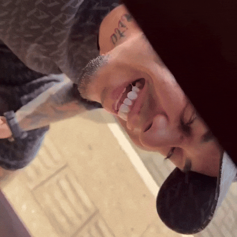 Mc 2T GIF