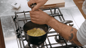 Apple Cooking GIF by MasterChefAU