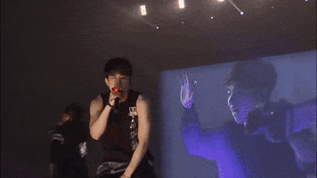 nuke wink ikon yg yunhyeong GIF