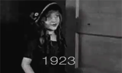 1933