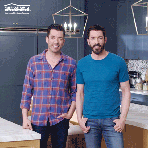 Ad gif. In an ad for American Family Insurance, Drew and Jonathan Scott gives a thumbs up. Text, “Nice work!”