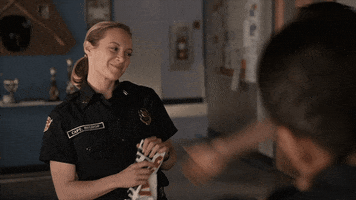 200.gif?cid=fc005b087e40b007a8a08725b42534ca22e3f66dc68a3d03&rid=200.gif&ct=g