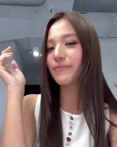 Bonniepattraphus GIF