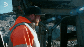 Freezing Gold Rush GIF by Discovery Europe