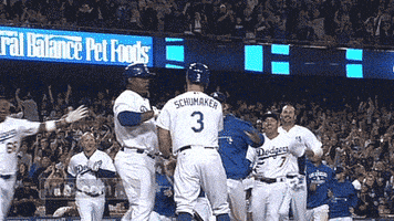 200.gif?cid=f0bdee70b4hplzn9uioi7mpemce5davxhqvs7ejoluxybyv4&rid=200.gif&ct=g