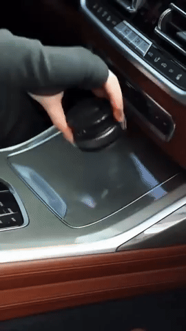 Mobile Mount GIF