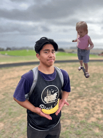 Emiliobanana GIF