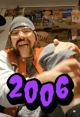 2006 GIF