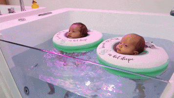 Friends Floating GIF by De Baby Spa Nederland
