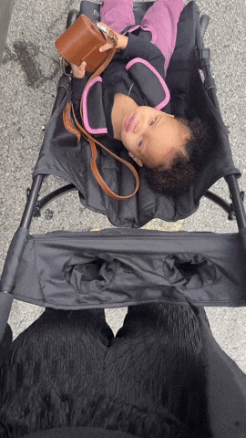 Flirty Green Eyes GIF by LaRayia