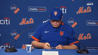 Showalter Buck GIF - Showalter Buck Buck Showalter - Discover & Share GIFs