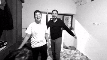 Harunbeymustafayıçokgüzeldövdü GIF