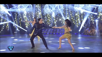 lalimiguenz moria casan bailando por un sueÃ±o salsa de a tres GIF