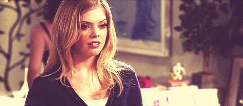 Dont Trust The B In Apartment 23 Gifs Get Best Gif On Giphy Dont Trust The B In Apartment 2reama Walker