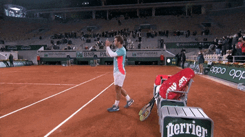200.gif?cid=fc005b08cf8917b1e509e4aa9bbcb65996dca29a976085f8&rid=200.gif&ct=g