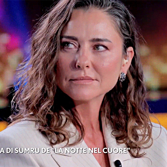 Ece Uslu GIF