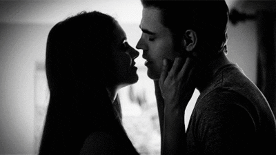 The Vampire Diaries Kiss GIF - Find & Share on GIPHY