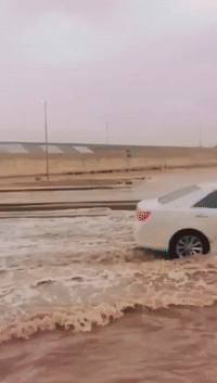 Heavy Rain Causes Flooding and School Closures in Saudi Arabia's Jeddah