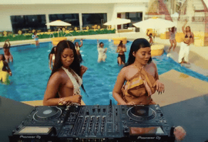 TxC GIF