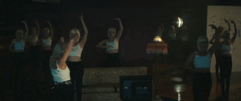 200.gif?cid=fc005b0883618499b1d07ff490aec20bc3fa56386486411c&rid=200.gif&ct=g