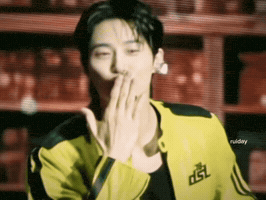 Flying Kiss Byeonwooseok GIF