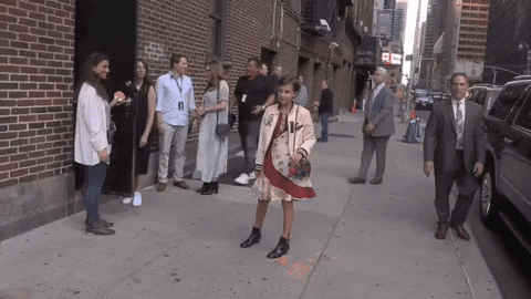 giphy.gif?cid=4d1e4f298c568d83d4b65ea636