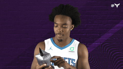 giphy.gif?cid=ecf05e47a46649277d70de2d42