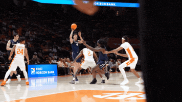 Dunk Xaviermbb GIF by Xavier Men's Basketball