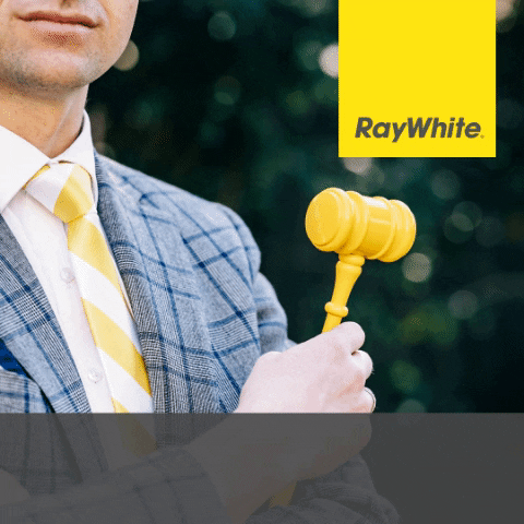 Raywhitecarlingford GIF