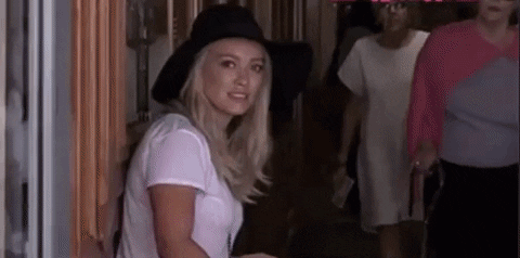 giphy.gif?cid=9b38fe91mlbd49hkdp8l8wp0ye