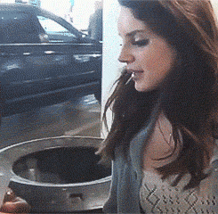 Lana Del Rey GIF