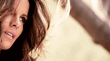 kate beckinsale GIF