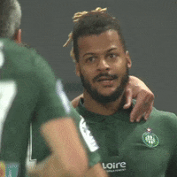 lois diony kiss GIF by AS Saint-Etienne