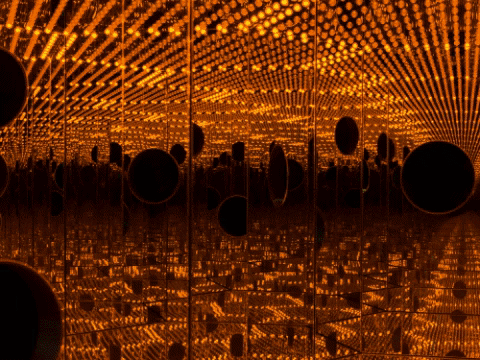 Yayoi Kusama S Infinity Mirror Rooms At The Broad By The