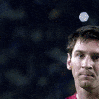 Thưởng thức GIF Messi sẽ khiến cho bạn phấn khích, vì không chỉ là những pha bóng kỹ thuật điêu luyện, mà còn là sự cảm xúc mạnh mẽ đột nhiên khi thấy ngôi sao bóng đá số 1 thế giới bắt đầu di chuyển bóng.