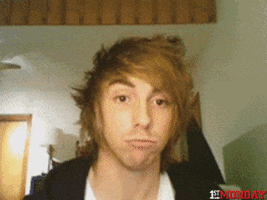 200.gif?cid=fc005b084d700a2c24d8ddea345c95c7b585a29f679c8d3f&rid=200.gif&ct=g